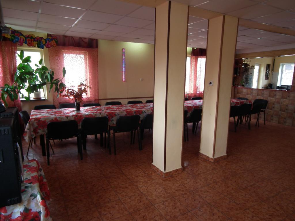 Pensiunea Ando Bed & Breakfast